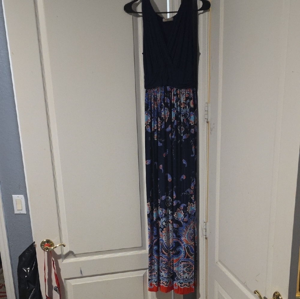 Gilli Navy and Multicolor Patterned Maxi Dress